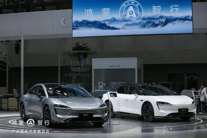 图片来源:鸿蒙智行